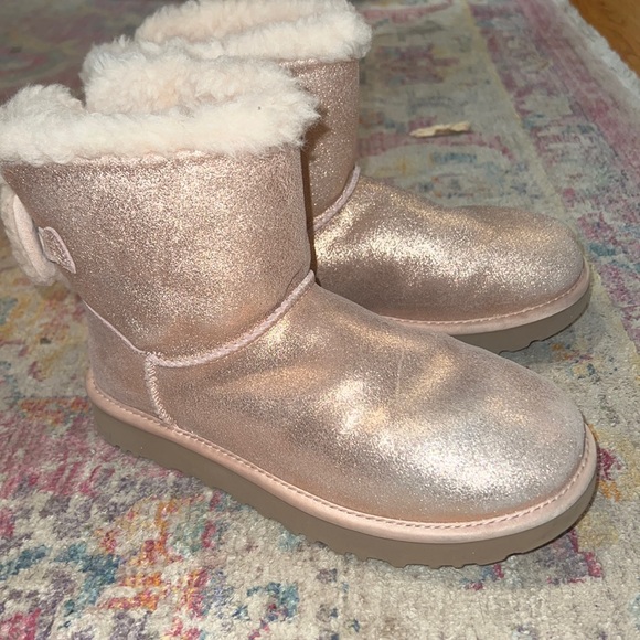 Big girls pink Ugg boots
